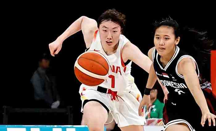 中国女篮冲4强有3大难点!张子宇2米23碾压,别重蹈男篮覆辙